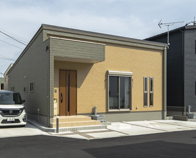 平屋建て南向き玄関