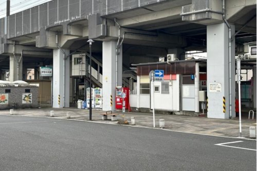 埼玉新都市交通伊奈線「伊奈中央」駅